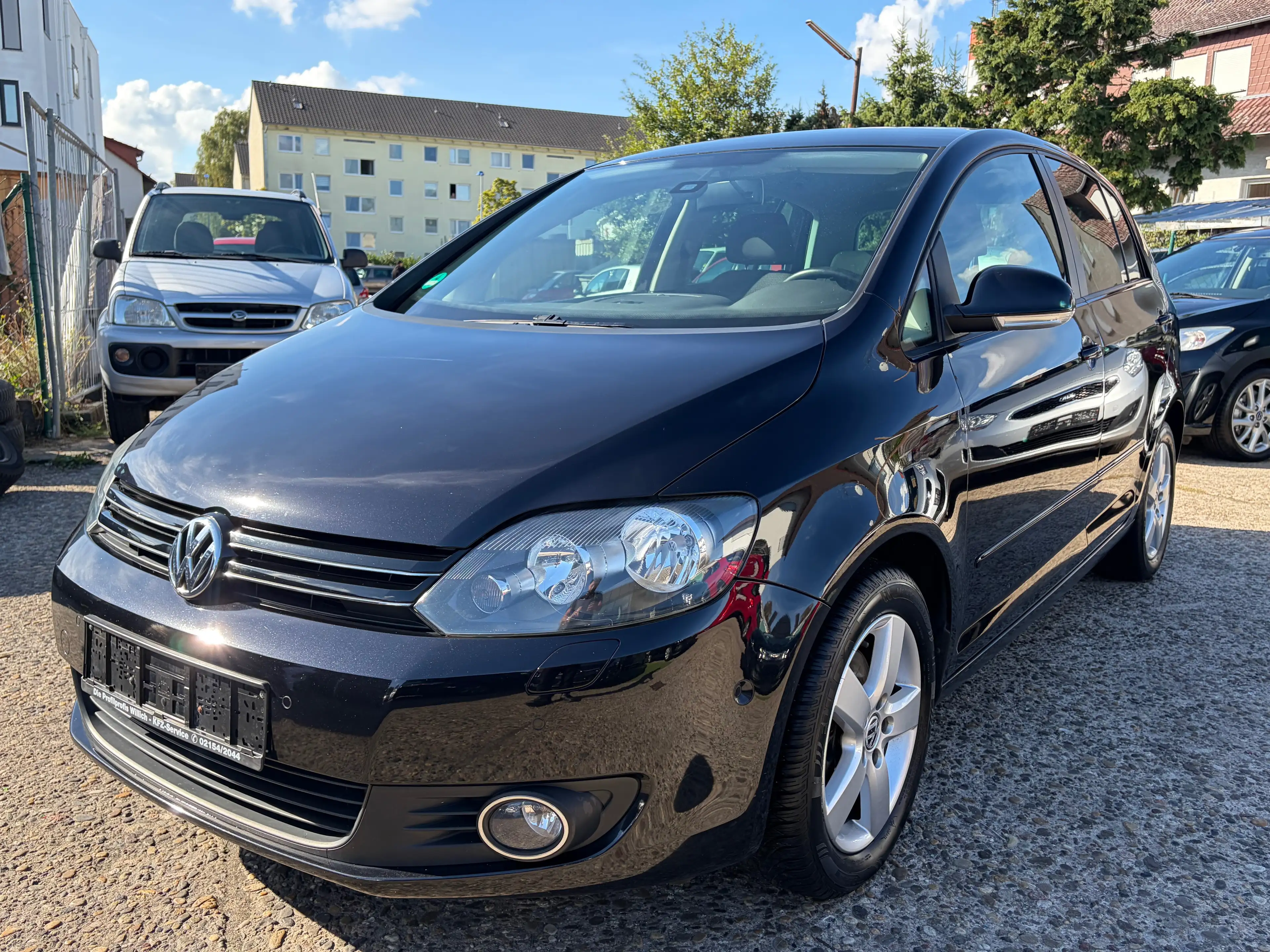 Volkswagen Golf Plus 1.Hand*SHZ*Temp.*HU/AU Neu*Scheckheftge.*ALU