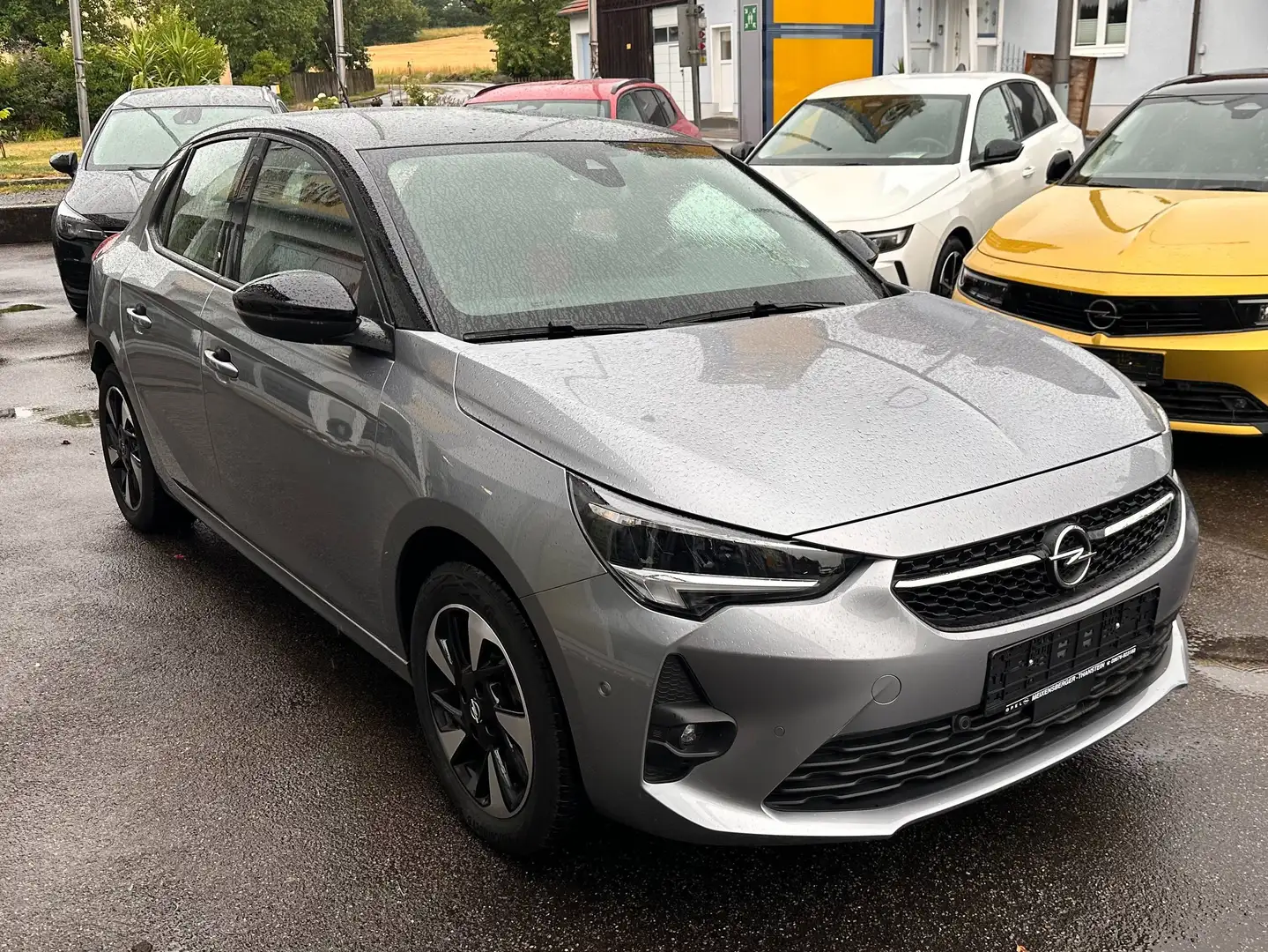 Opel Corsa-e e GS   11kw-Lader   RKamera   SitzLenkradheizung Grau - 2