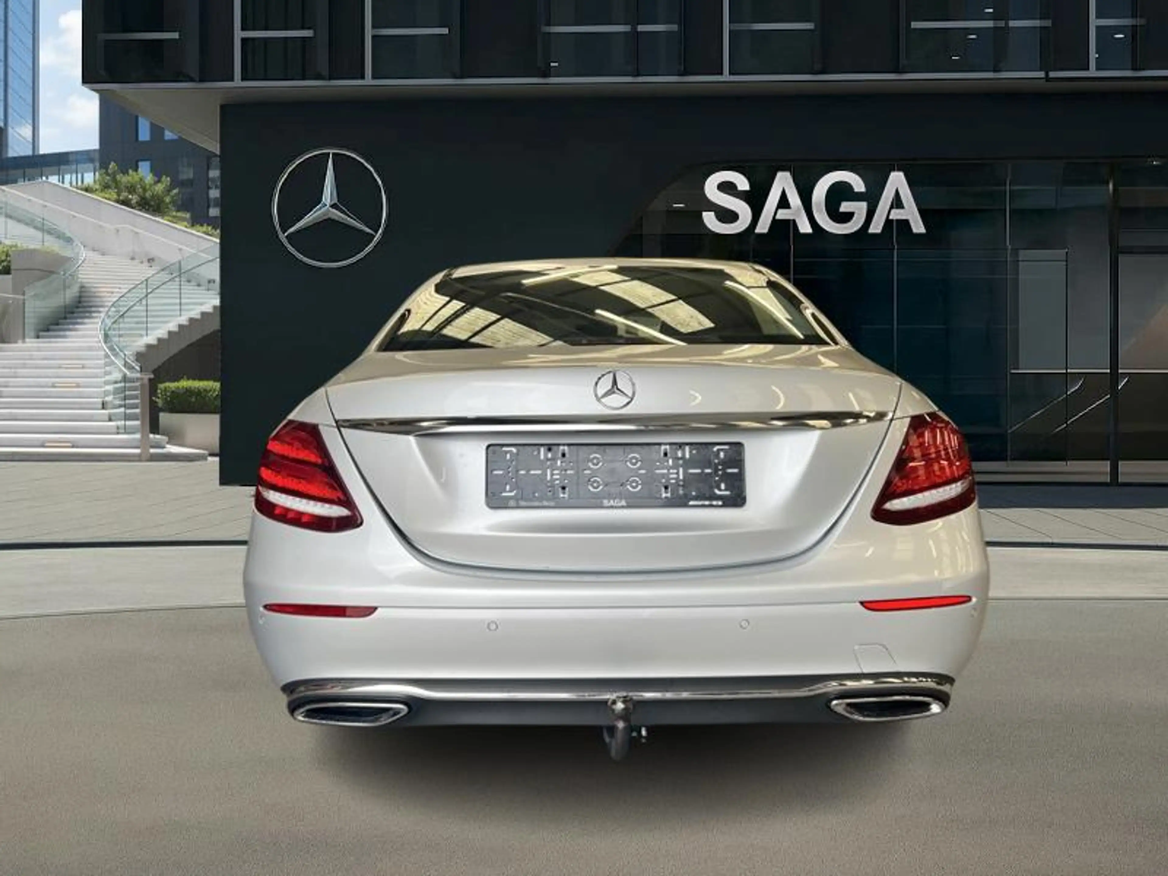 Mercedes-Benz E 200 d Berline Executive Attelage — photo 5