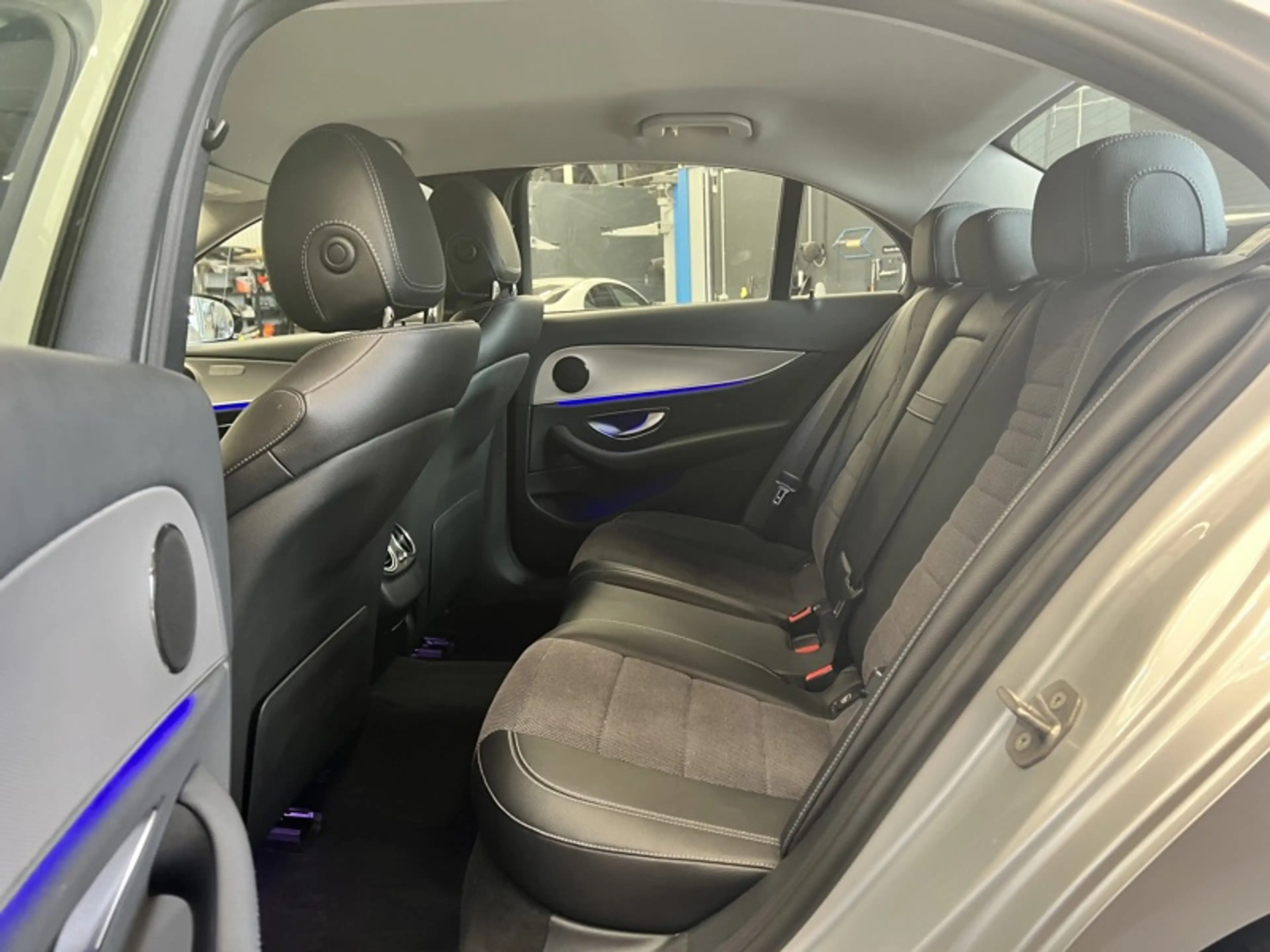 Mercedes-Benz E 200 d Berline Executive Attelage — photo 8