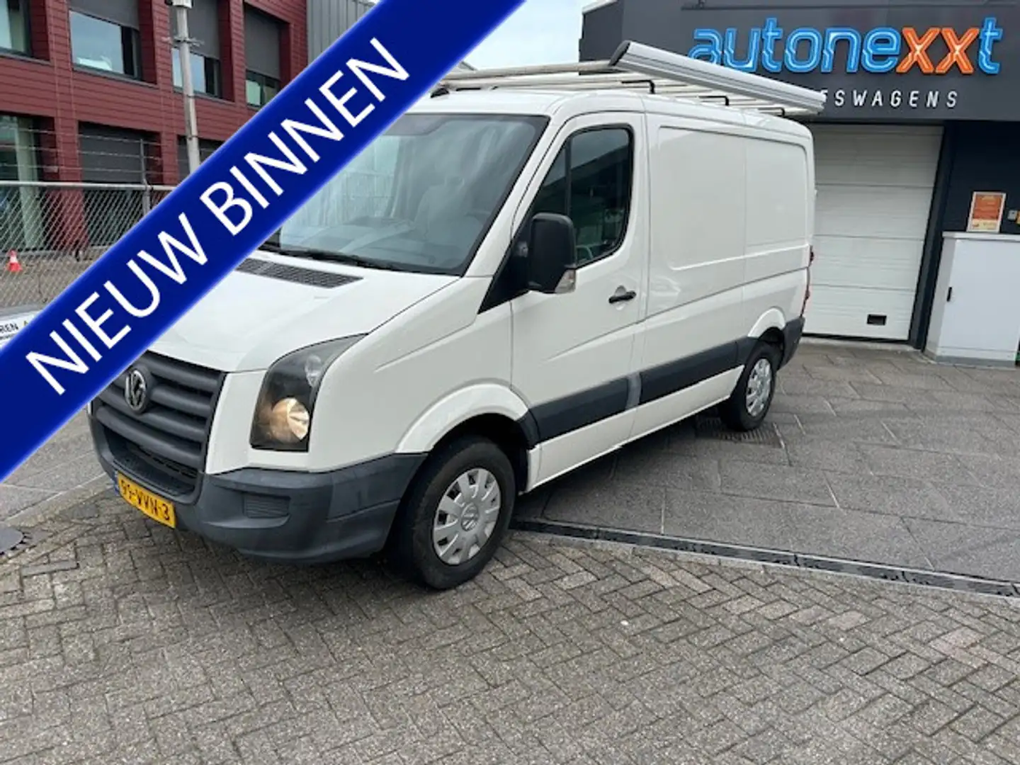 Volkswagen Crafter 28 2.5 TDI L1H1 AIRCO I TREKHAAK I IMPERIAAL I LAG Wit - 1