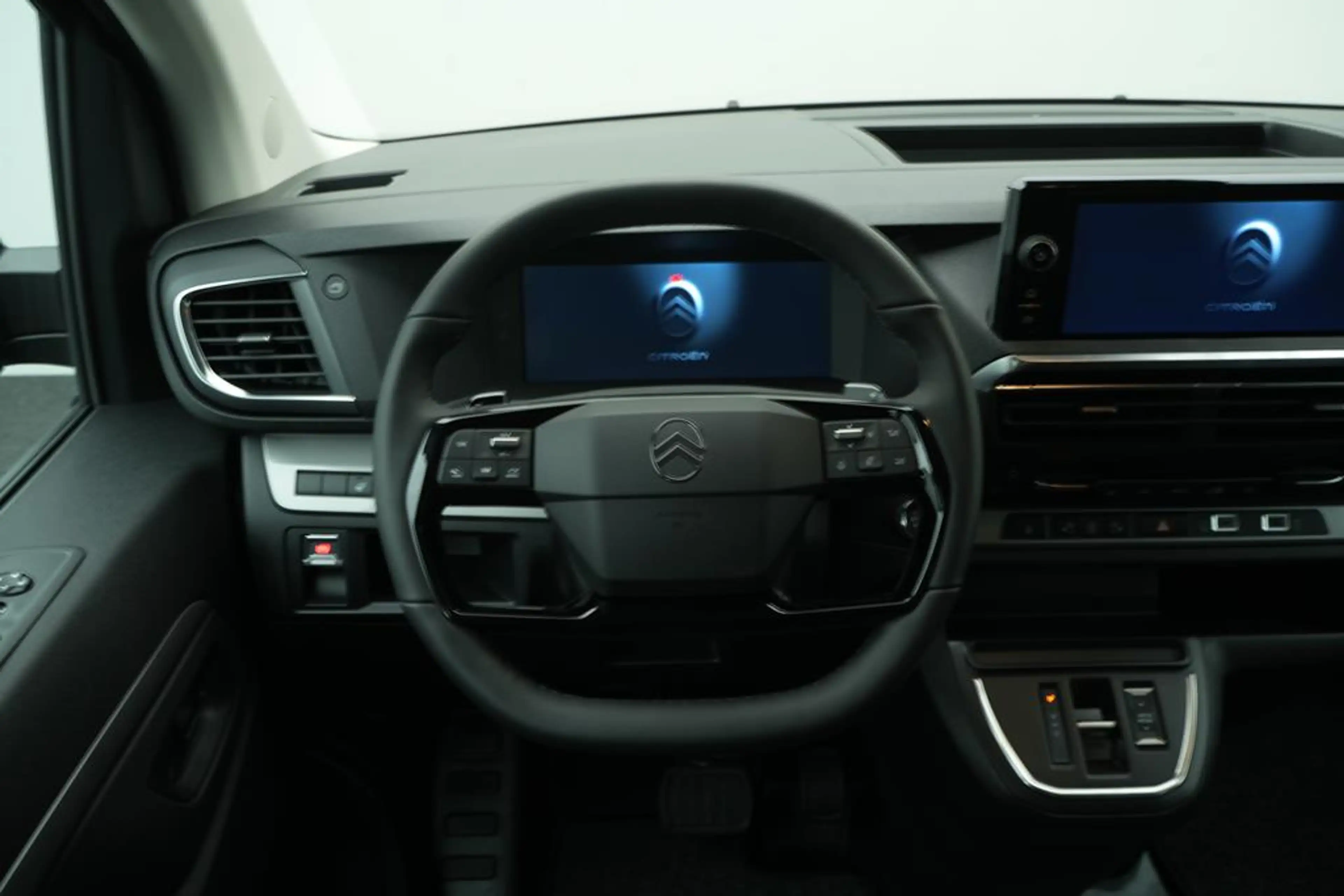 Citroen Spacetourer ë-SpaceTourer Plus M 50kWh — photo 5