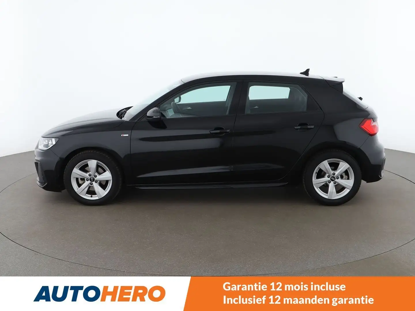 Audi A1 30 TFSI S line Zwart - 2