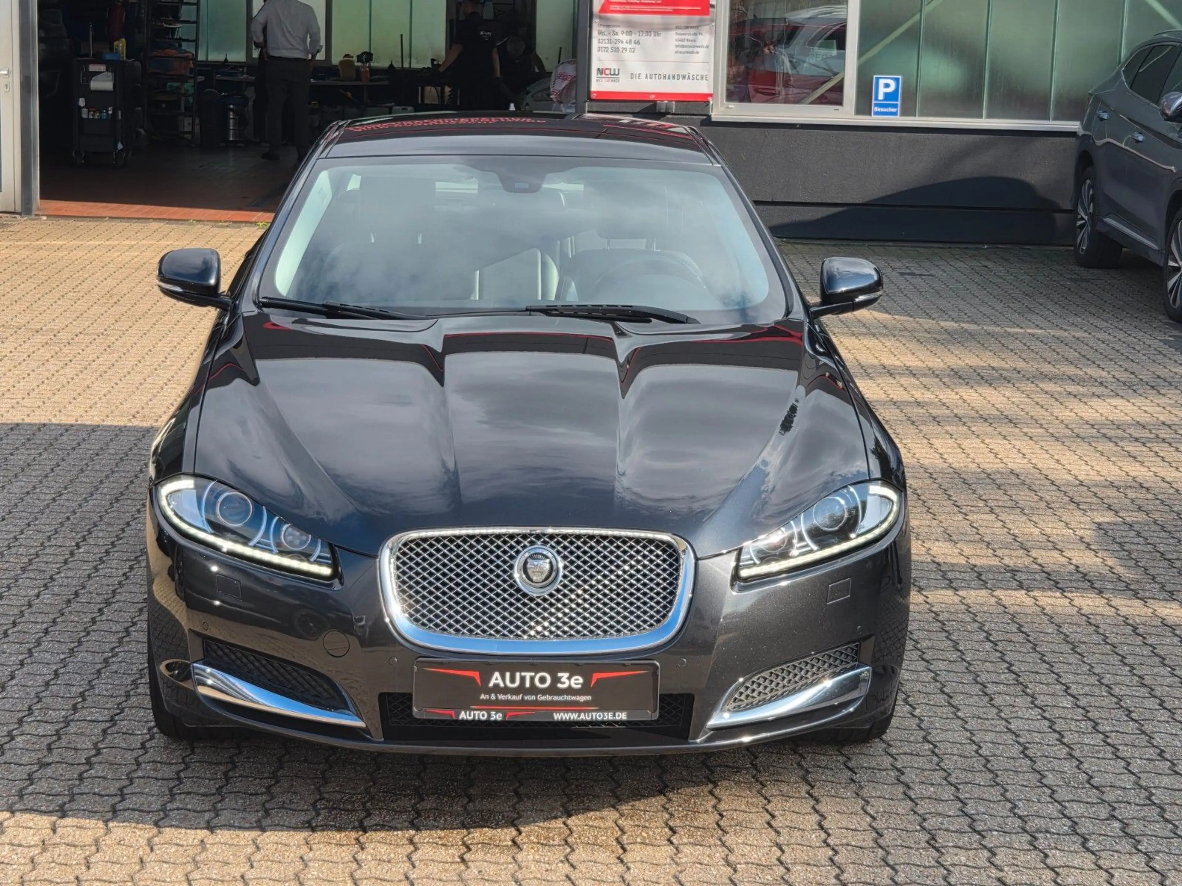 Jaguar XF 2.2 Diesel Leder Xenon PDC 18" — photo 3