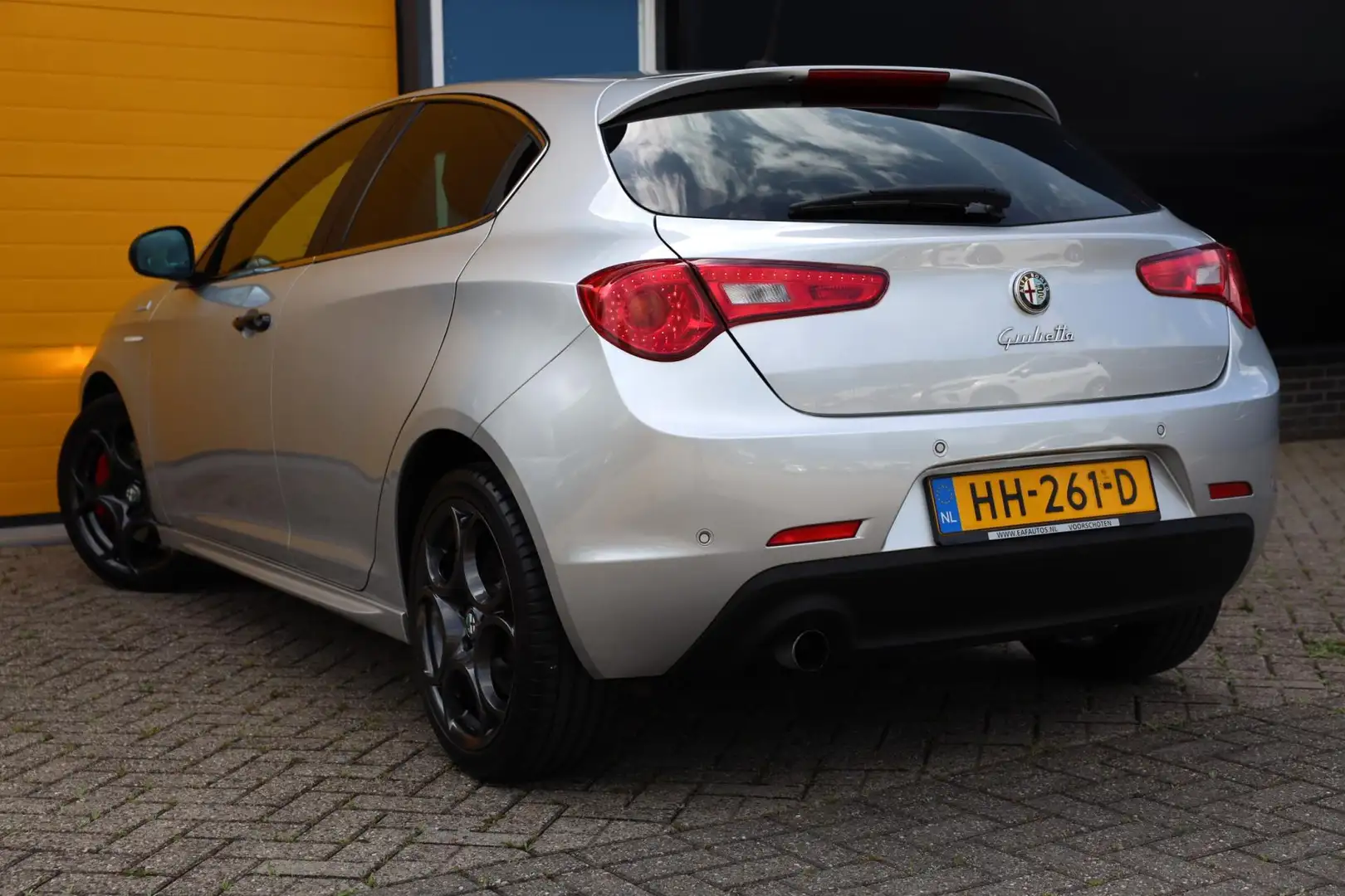 Alfa Romeo Giulietta 1.4 T QV Line / AUT / NAP / 170 Pk / Navi / Ecc / Grigio - 2