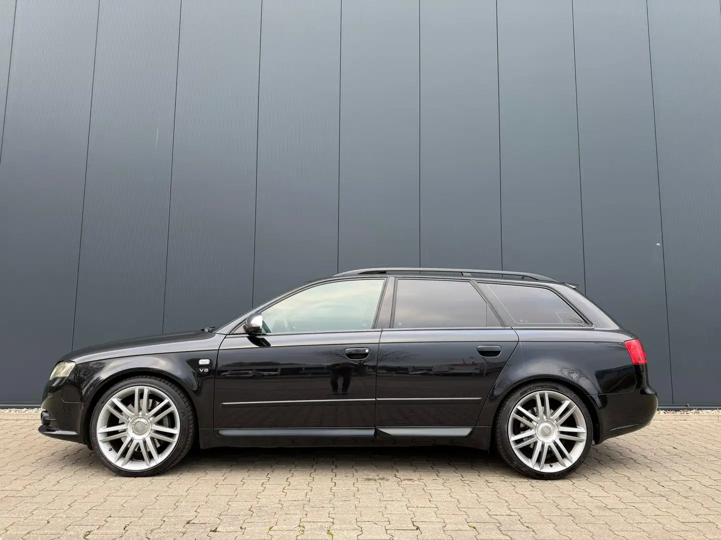 Audi S4 Avant 4.2 V8 S4 quattro schuifdak / vol leder / 2e Zwart - 2
