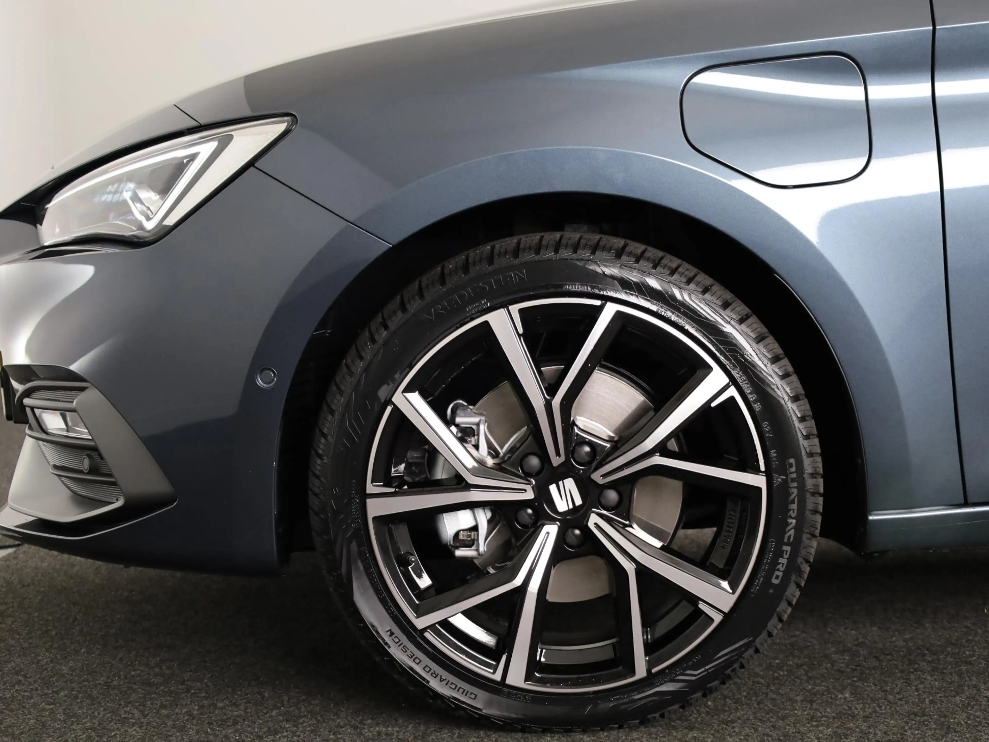 SEAT Leon e-Hybrid Sportstourer 1.5 TSI Style Business Intense 204pk — photo 11