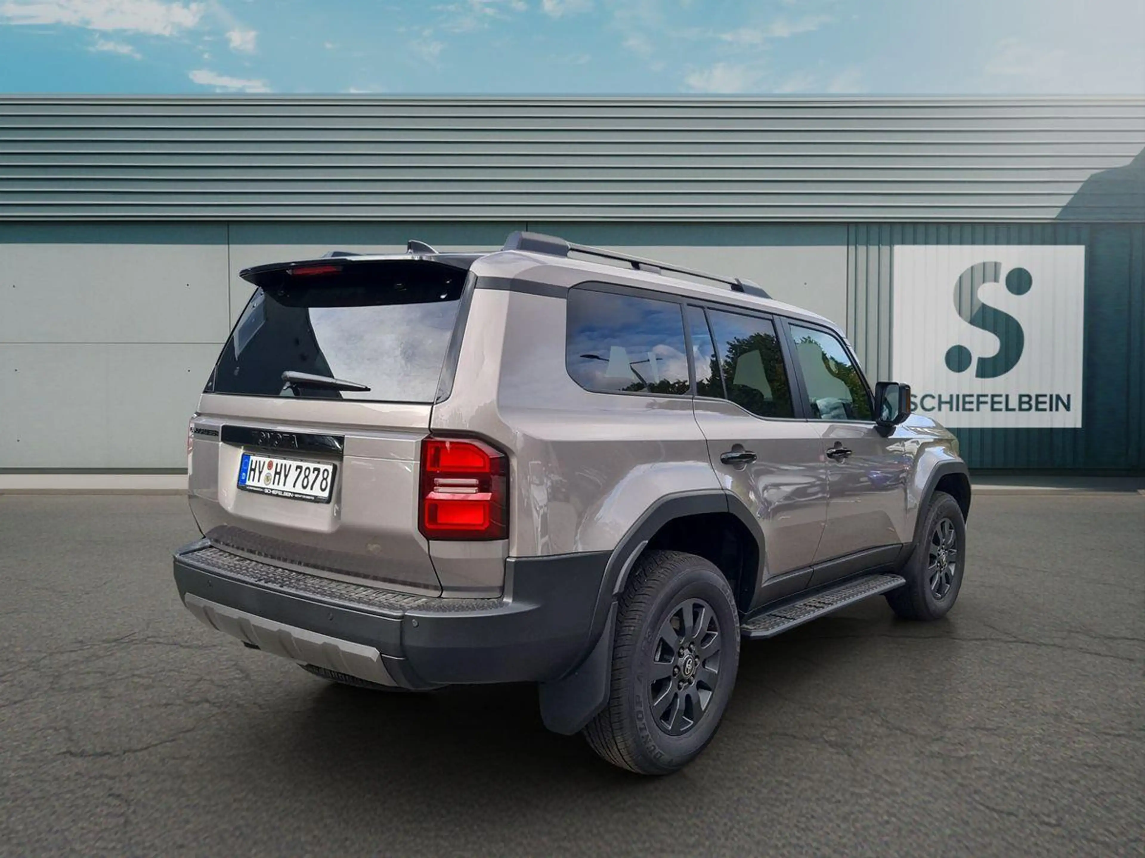 Toyota Land Cruiser 2.8D Mild Hybrid Executive-LED+NAVI — photo 5