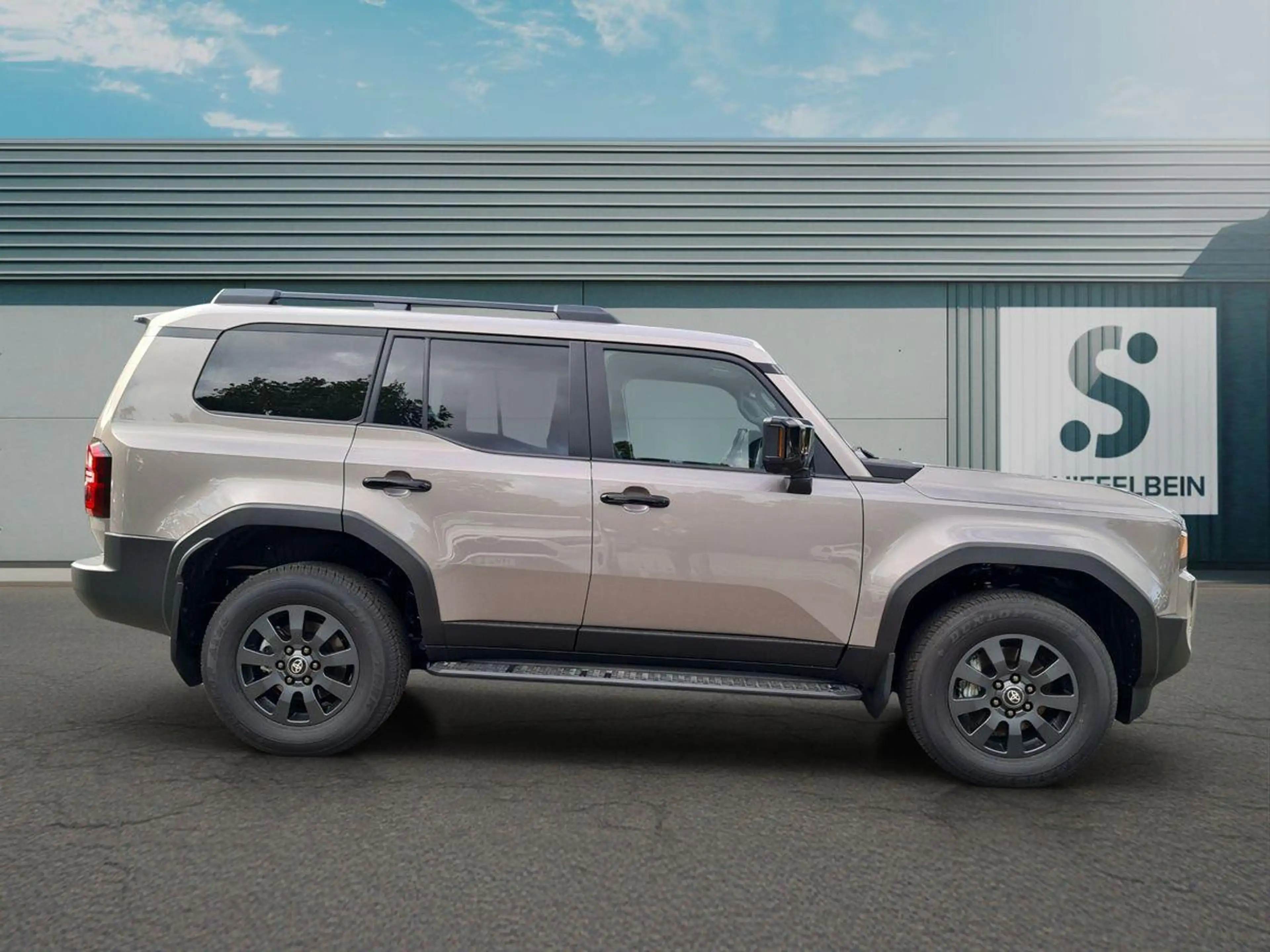 Toyota Land Cruiser 2.8D Mild Hybrid Executive-LED+NAVI — photo 9