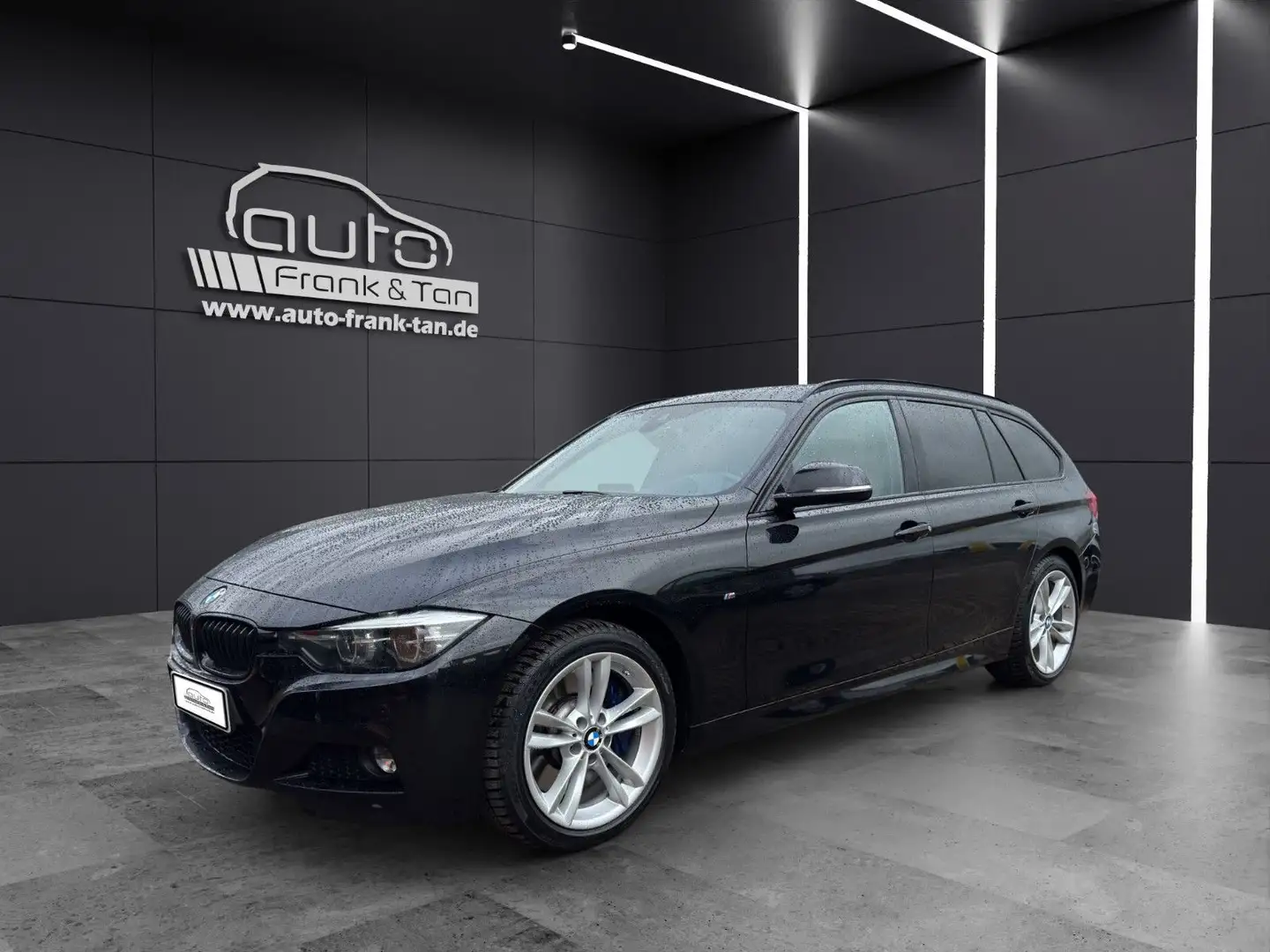 BMW 330 d Touring xDrive M Sport Shadow/Head-Up/AHK Schwarz - 1
