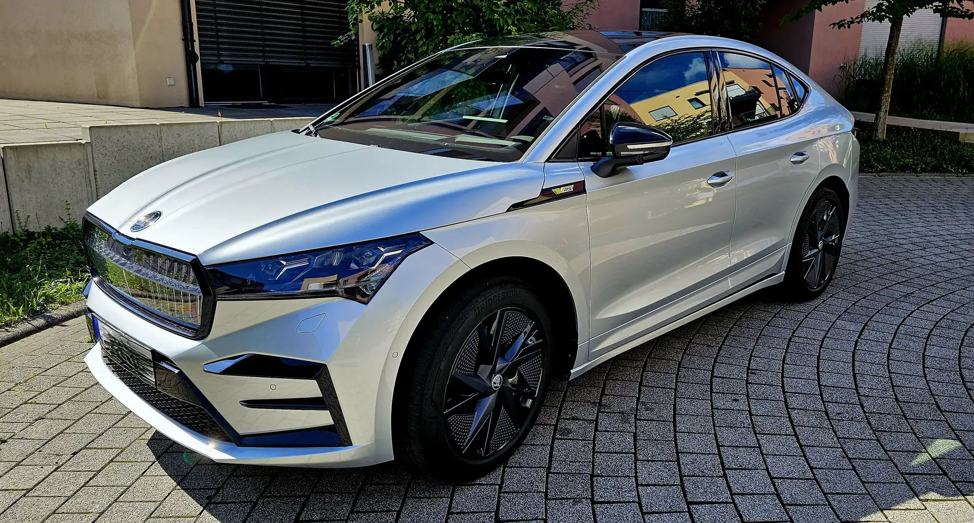 Skoda Enyaq Enyaq Coupe RS Lounge, 340 PS, Allrad Argintiu - 2