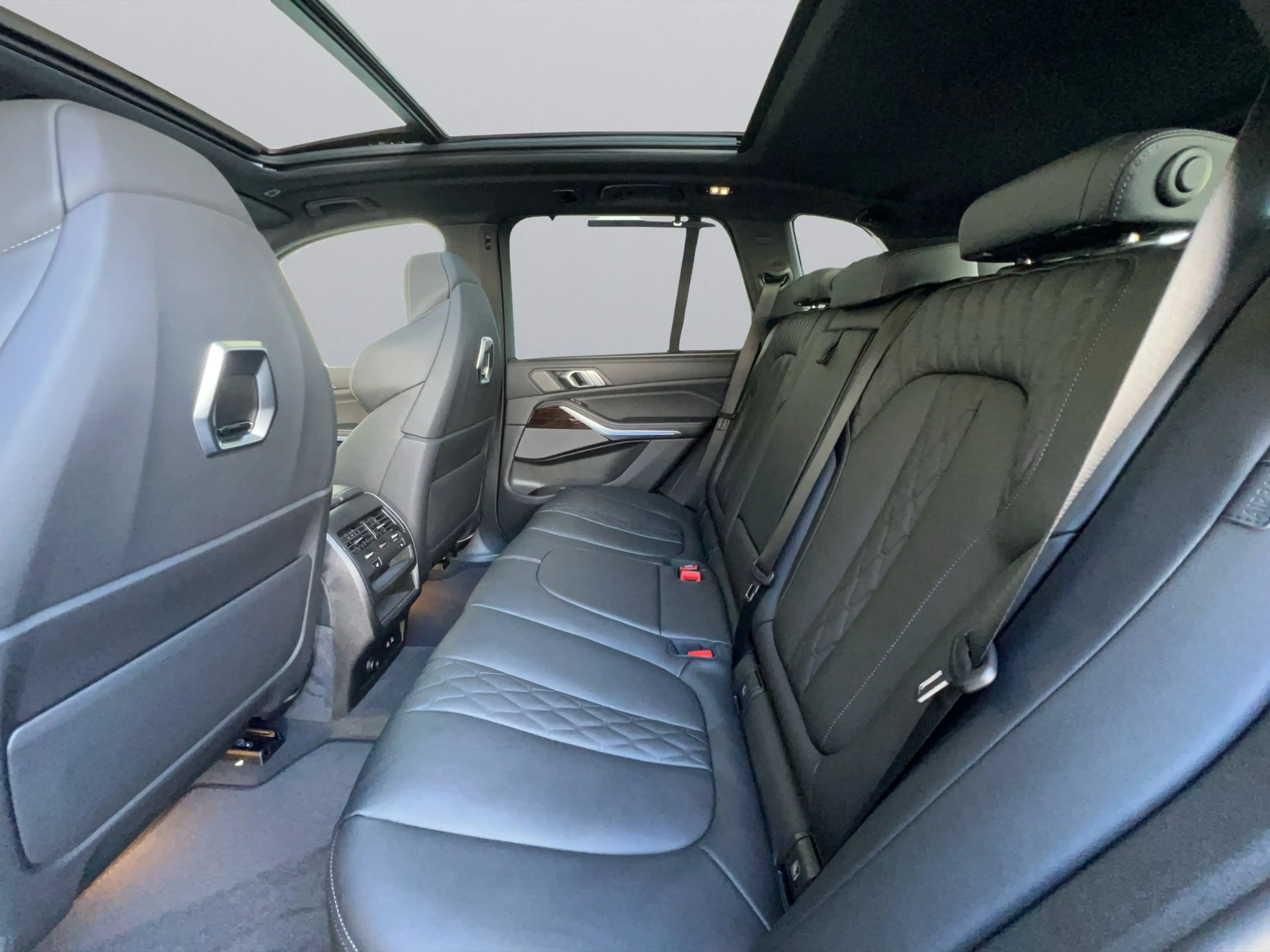 BMW X5 xDrive50e M-Sport ACC 360° AHK Pano LUFT — photo 7