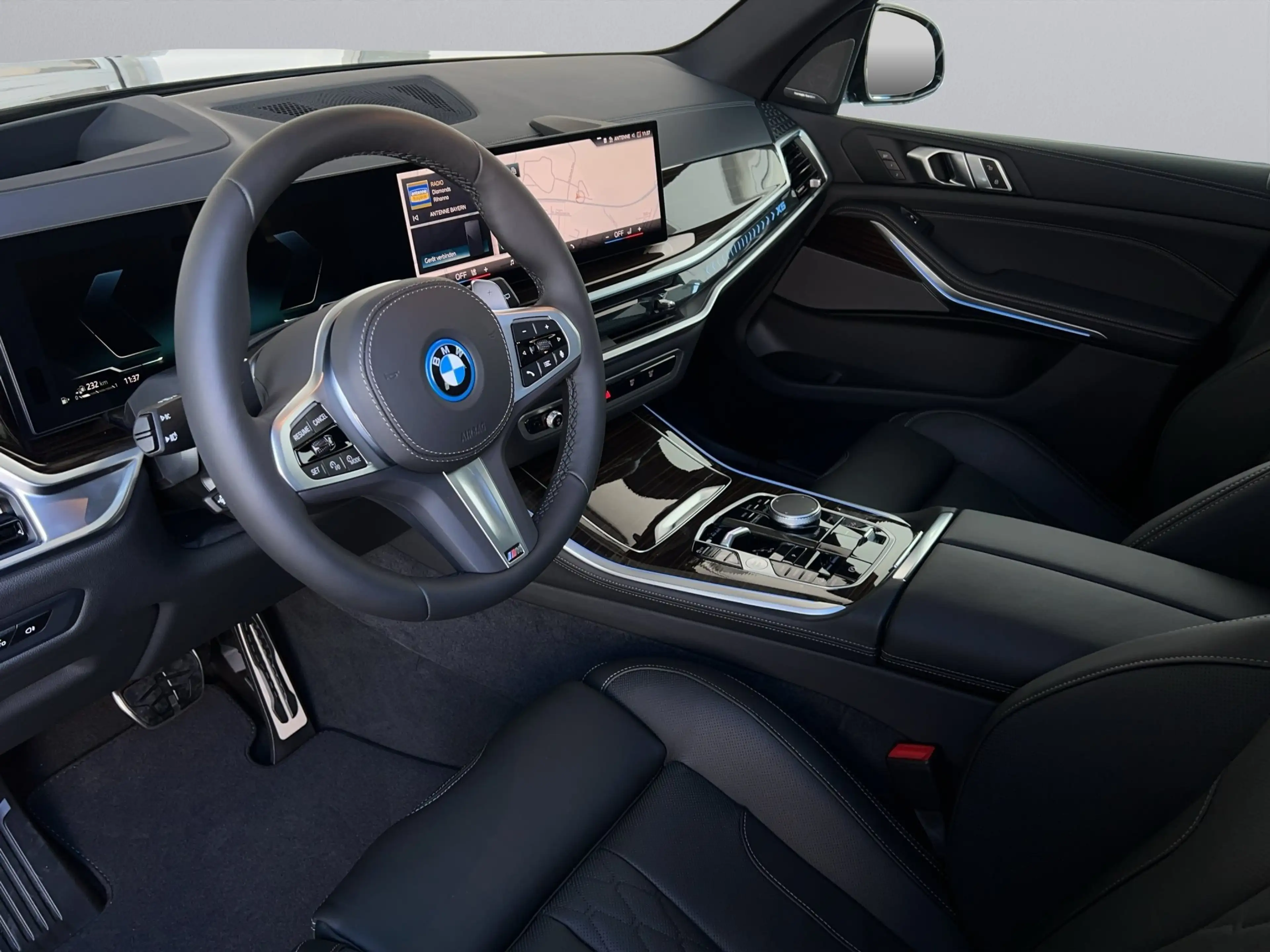 BMW X5 xDrive50e M-Sport ACC 360° AHK Pano LUFT — photo 6