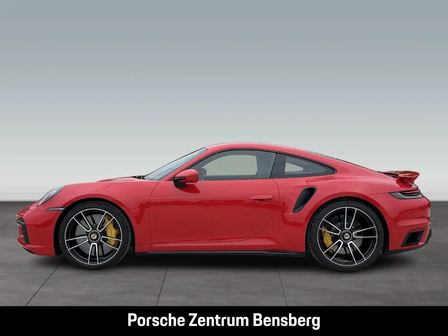 Porsche 992 911 Turbo S Червоний - 2