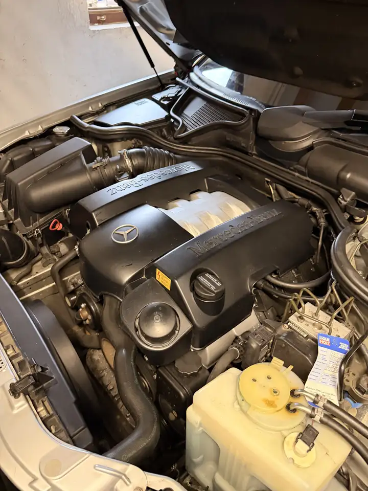 Mercedes-Benz E 240 Elegance, foto 12