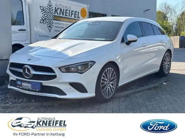 Mercedes-Benz CLA 200 AHK-el. klappb. Navi Digitales Cockpit LED El. Hec