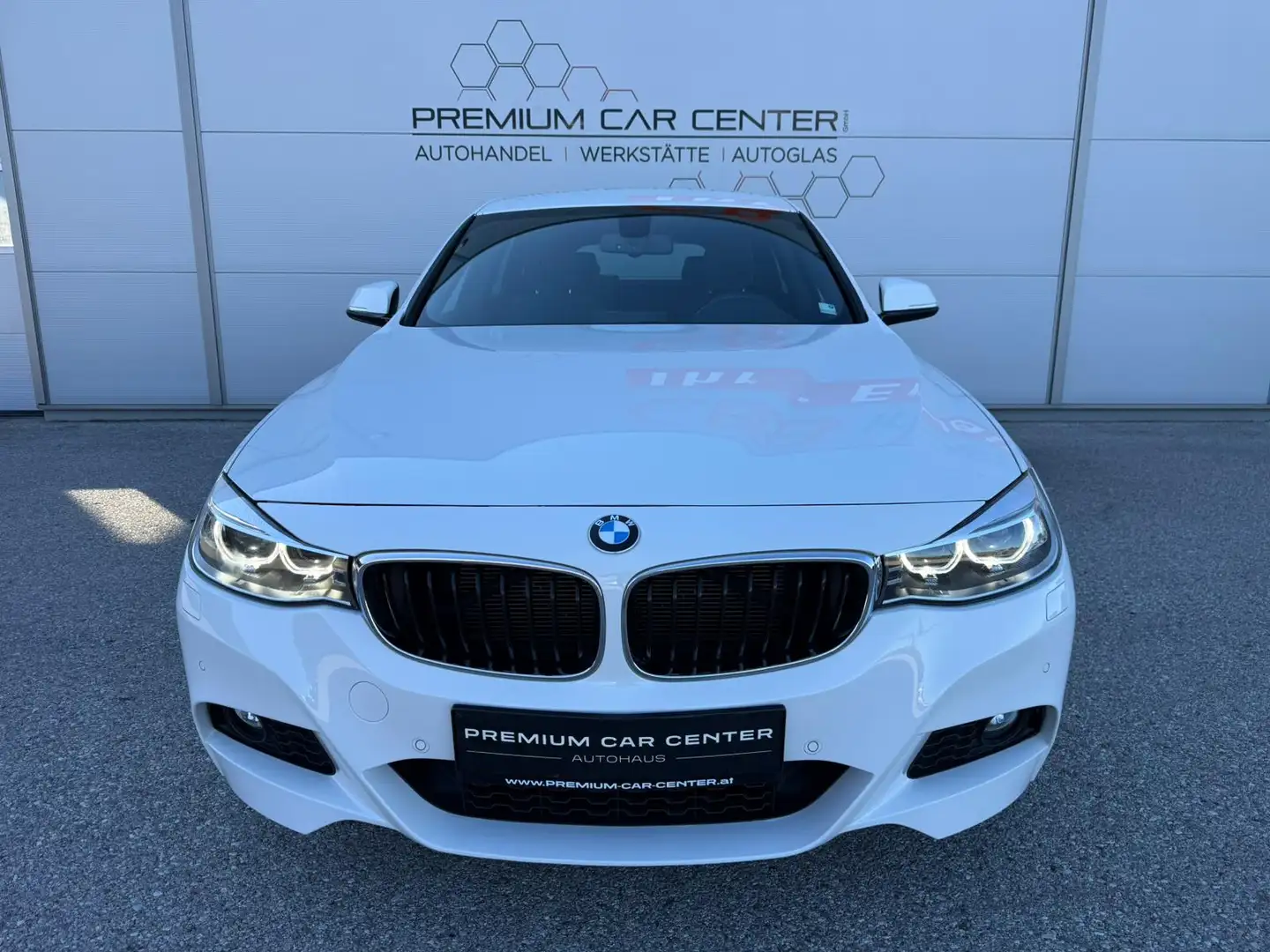 BMW 320 320 d xDrive M-Sport LED / NAVI / ALCANTARA Weiß - 2