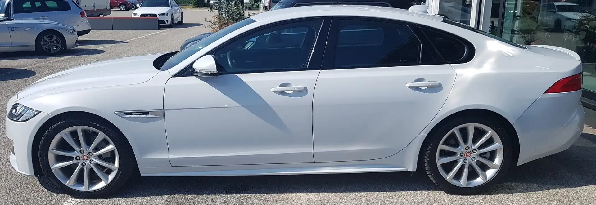 Jaguar XF XF II Berlina 2.0d R-Sport 180cv auto - 2