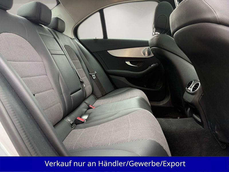 Mercedes-Benz C 200 C200 4Matic Automatik LED VC SHZ Navi Pano PDC — photo 12