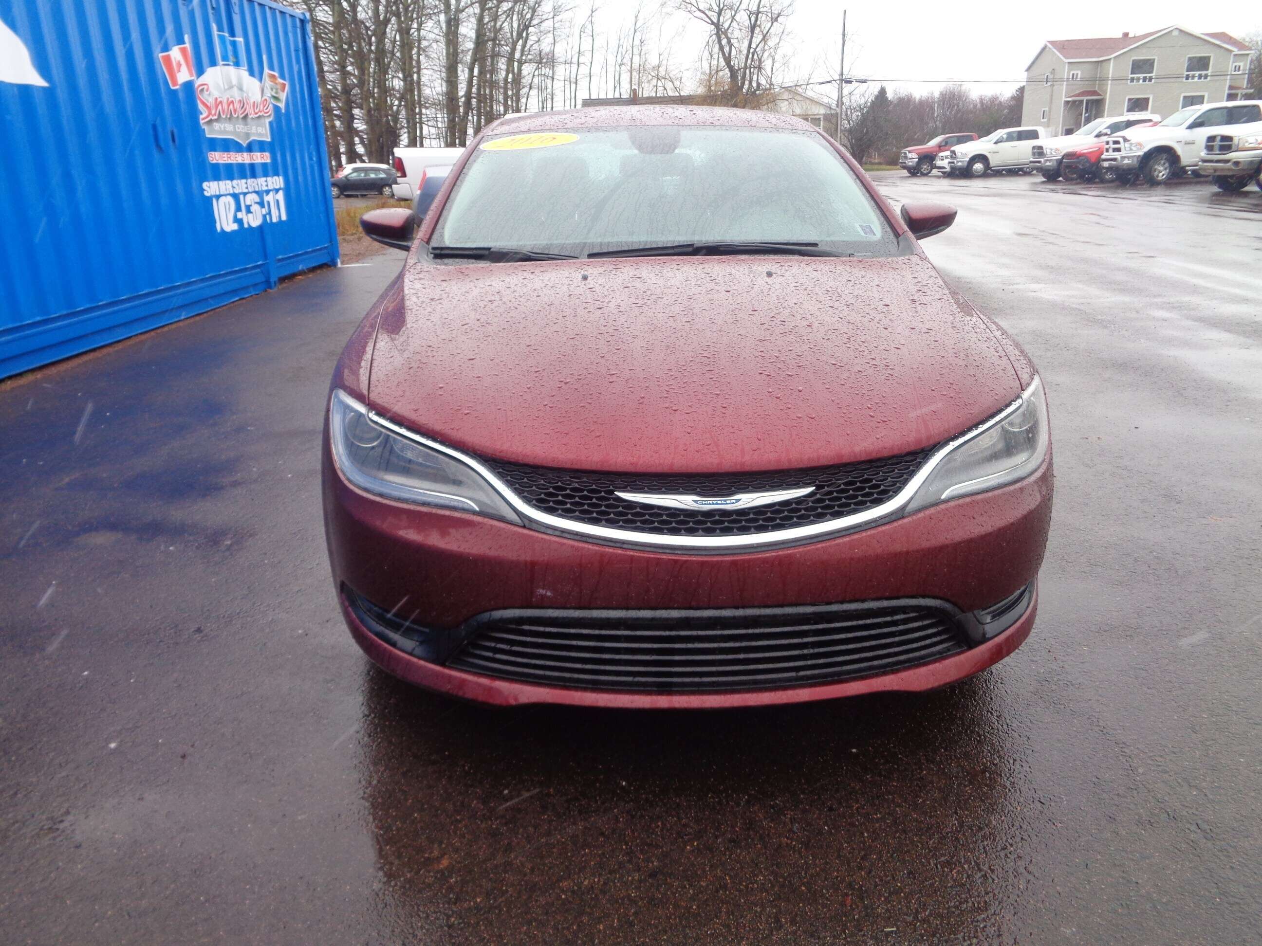 2016 Chrysler 200 LX — снимка 1
