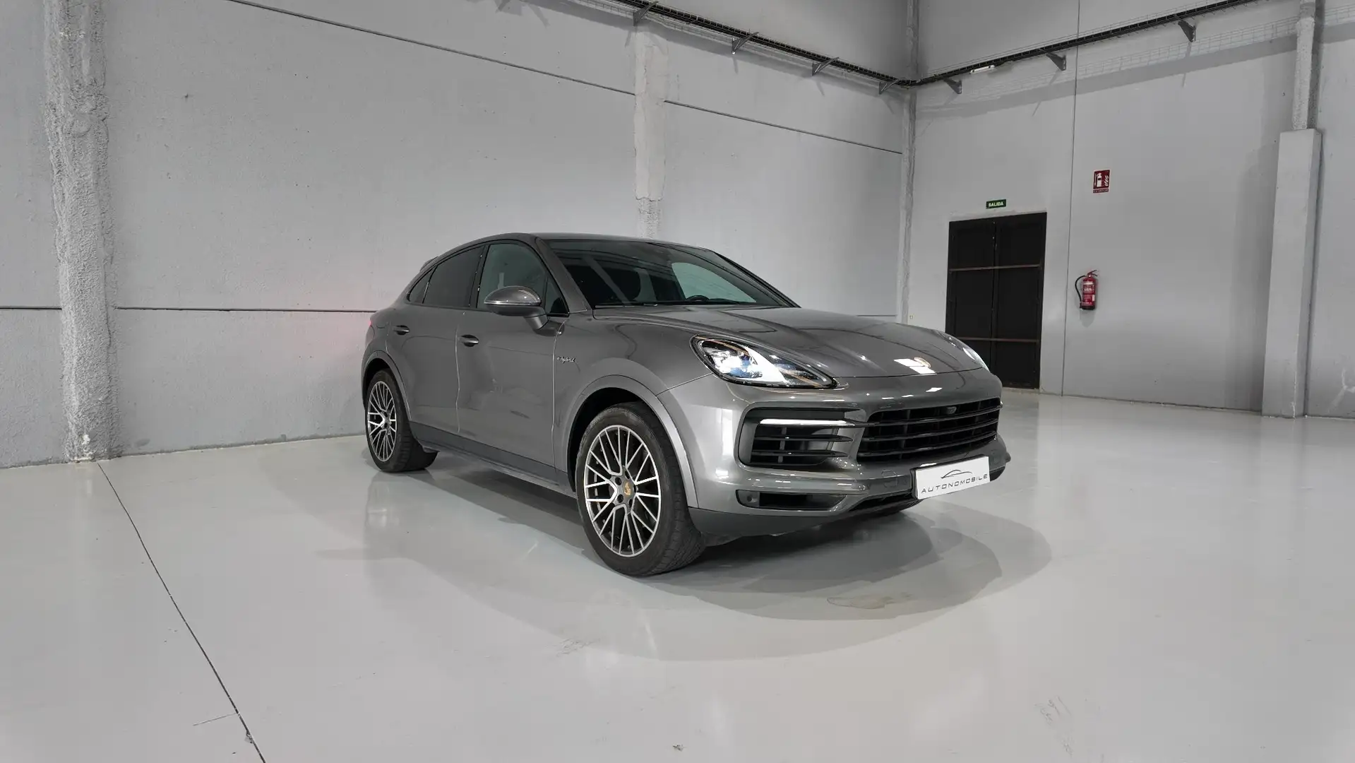 Porsche Cayenne E-Hybrid Coupé Aut. Gris - 1