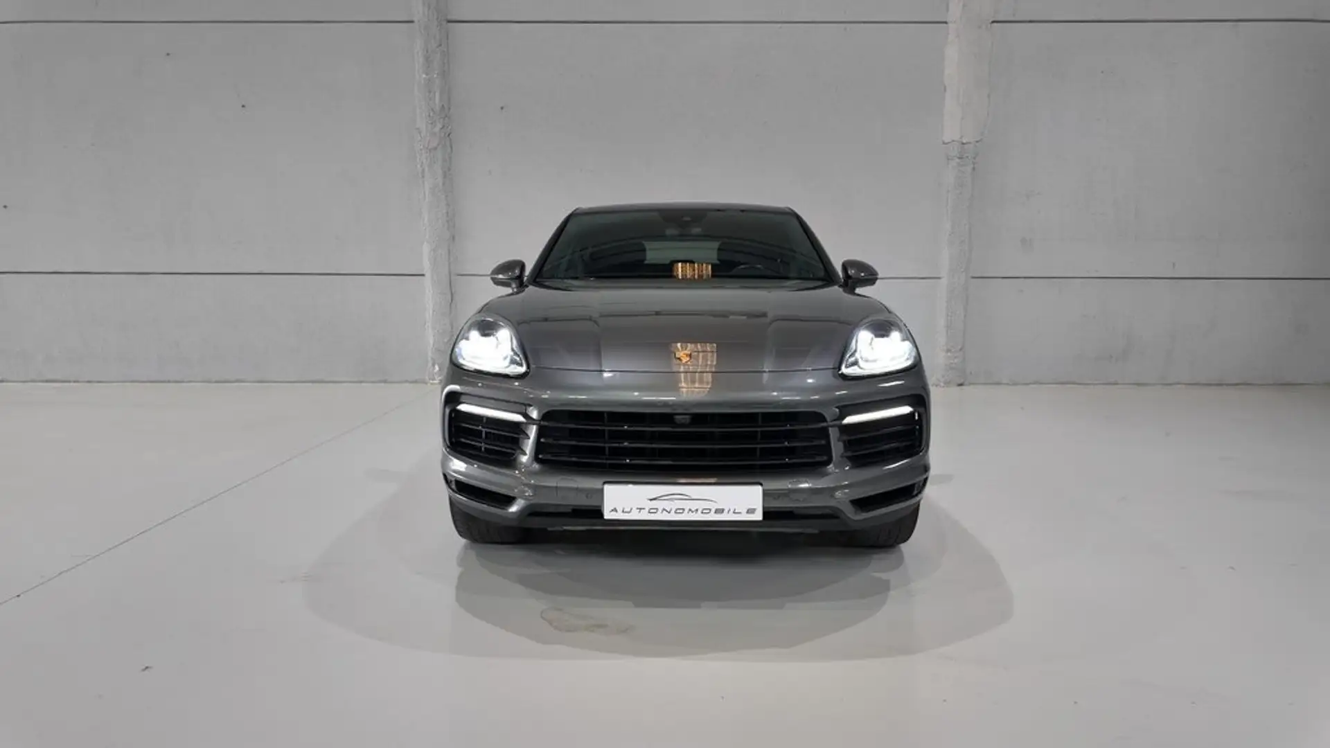 Porsche Cayenne E-Hybrid Coupé Aut. Gris - 2