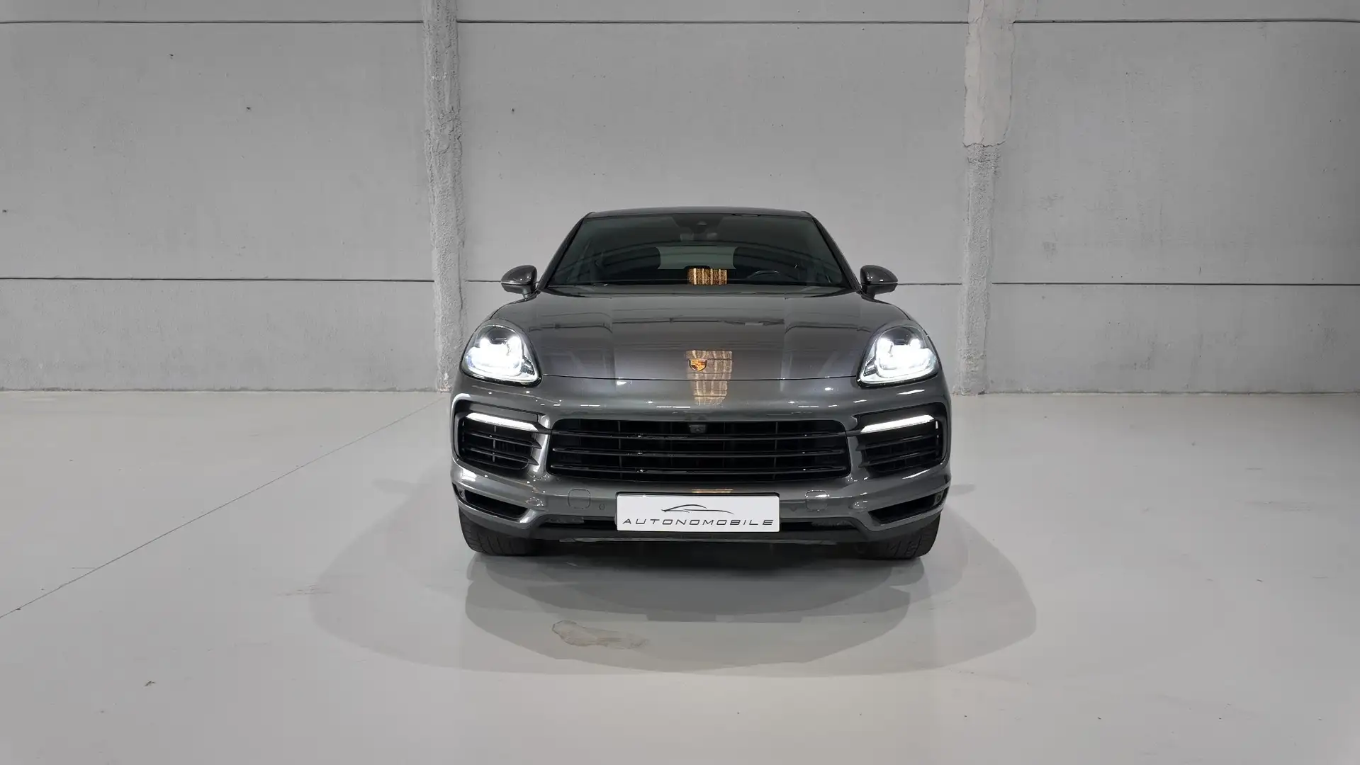 Porsche Cayenne E-Hybrid Coupé Aut. Gris - 2