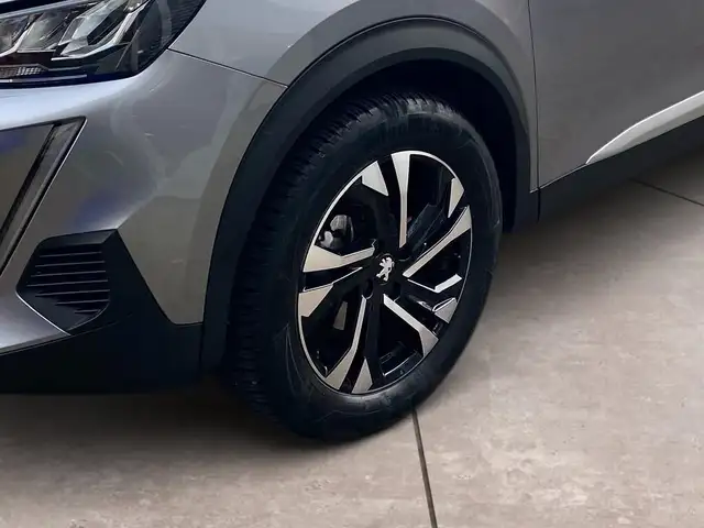 Peugeot 2008 view 15