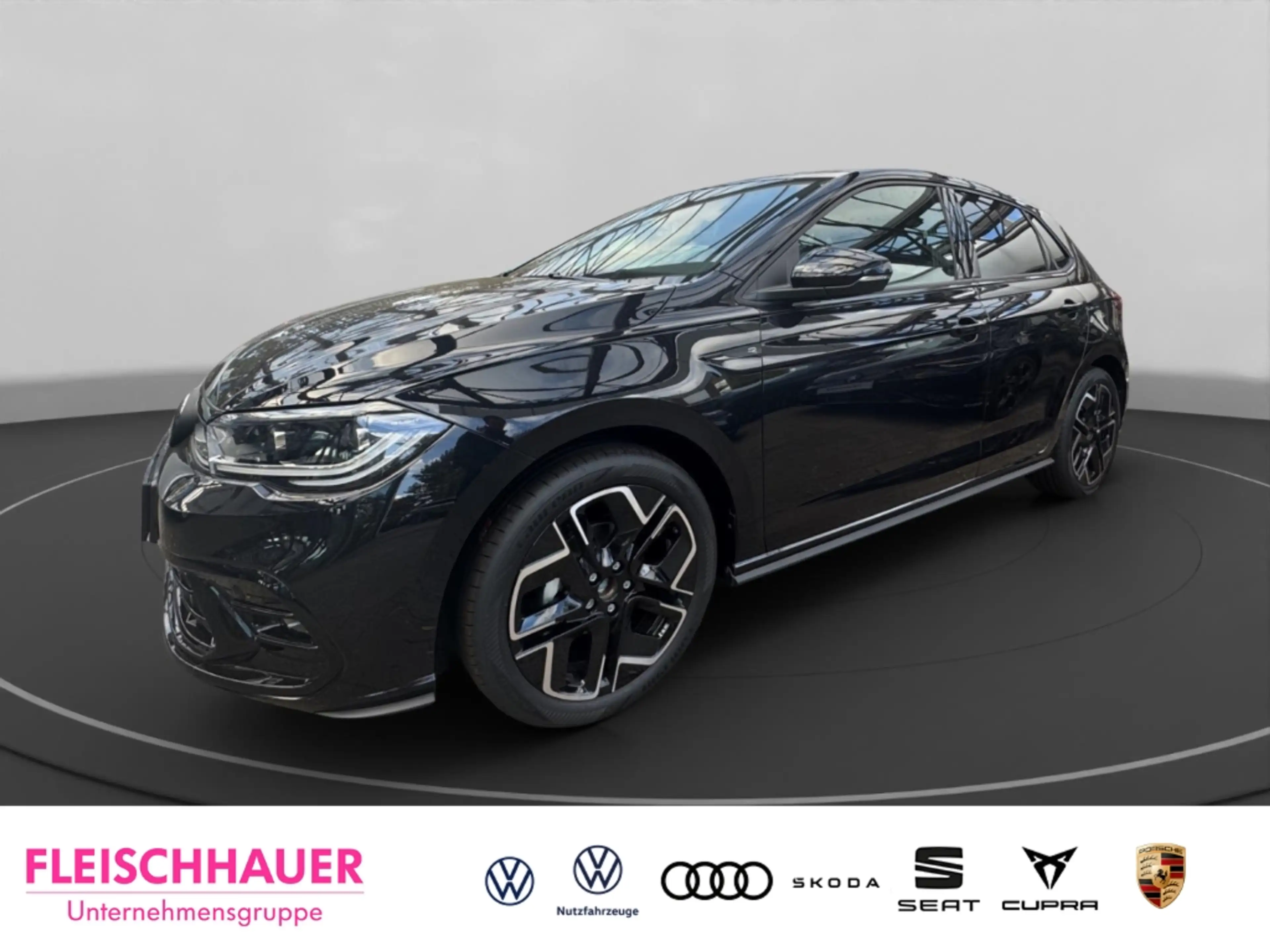 Volkswagen Polo VI R-Line 1,0 l TSI 95 PS 5-Gang IQ.Drive Rear Vie