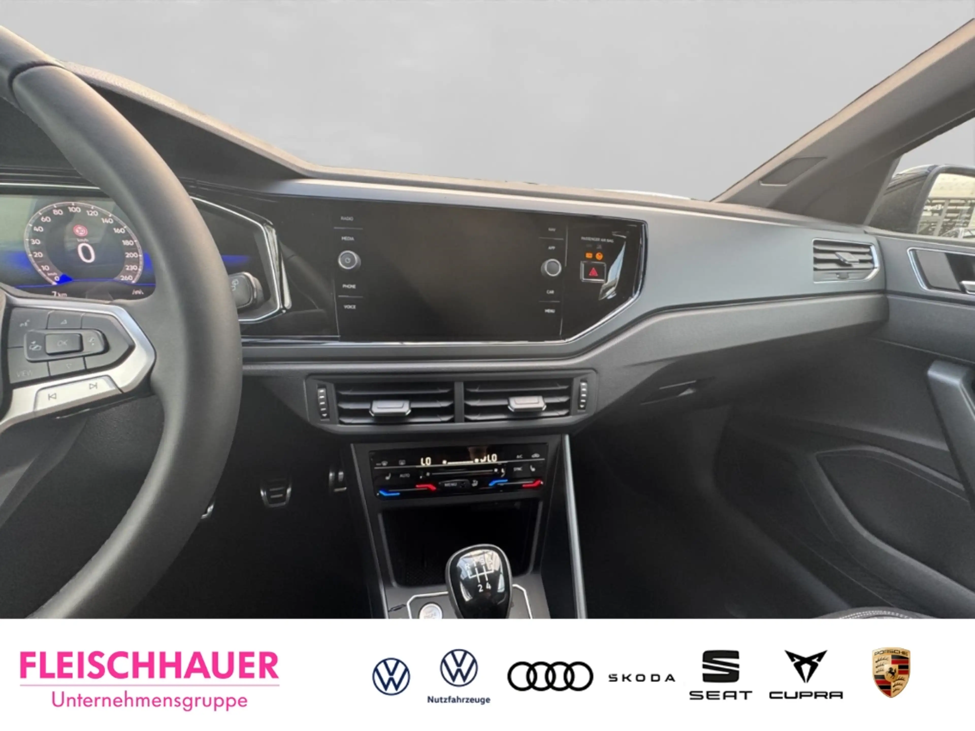 Volkswagen Polo VI R-Line 1,0 l TSI 95 PS 5-Gang IQ.Drive Rear Vie — photo 10
