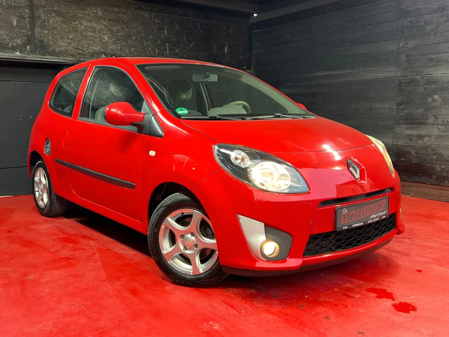 Renault Twingo ECO2 Rot - 1