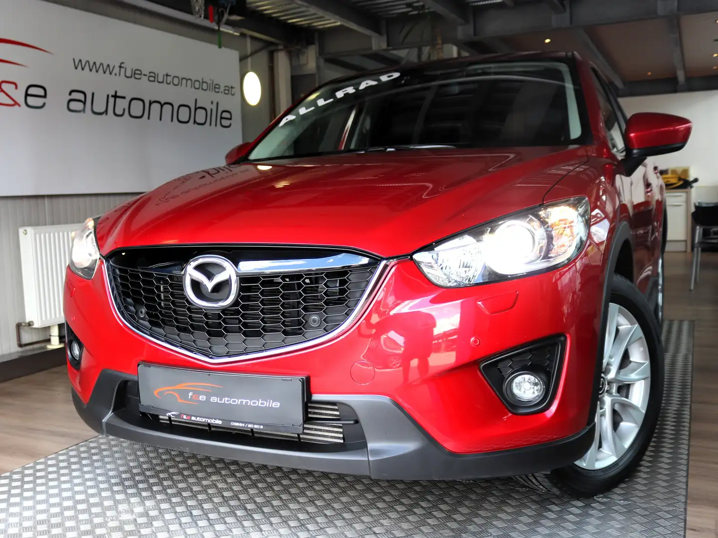 Mazda CX-5 Revolution AWD Diesel Rot - 1