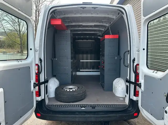 Renault Master III Kasten L2H2 HKa 3,3t*WÜRTH REGALE*NAV