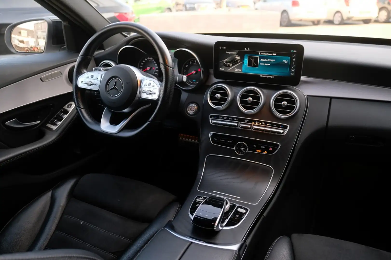 Mercedes-Benz C 300 Estate e AMG-Line, Laserlight, Sfeerverlichting. Wit - 2