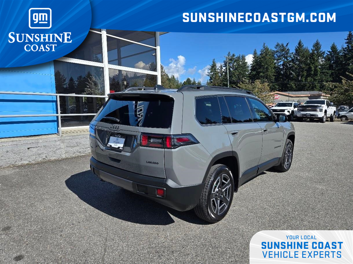 2026 Jeep Cherokee Laredo/Limited — photo 3