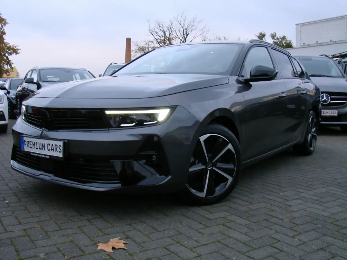 Opel Astra 1.5D GS Line 360° ACC Navi LED HUD Grau - 2