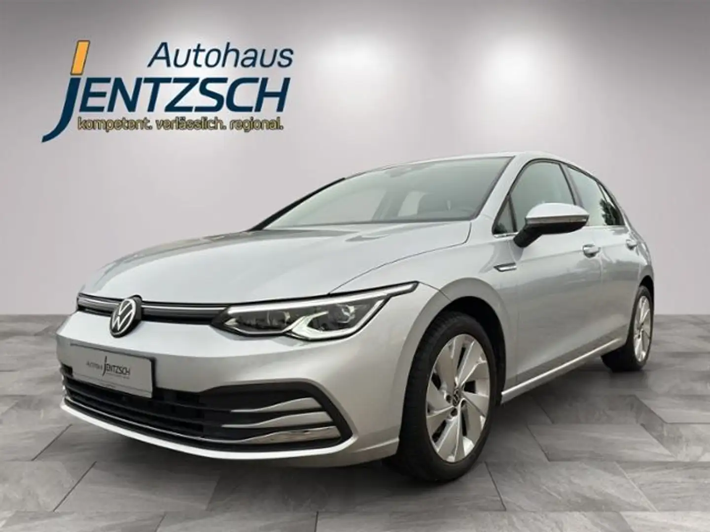 Volkswagen Golf VIII Lim. Style NAVI/ACC/APP/AHK/LED Silber - 2