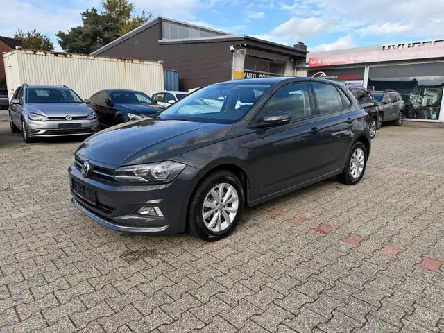 Volkswagen Polo VI Highline 1.6 TDI PDC TEMPO Sitzheizung
