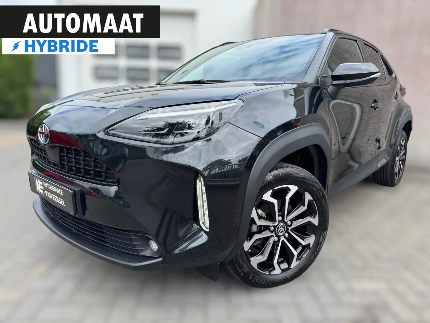 Toyota Yaris Cross 1.5 Hybrid Active Style PANORAMADAK / CAMERA / NAV Zwart - 1