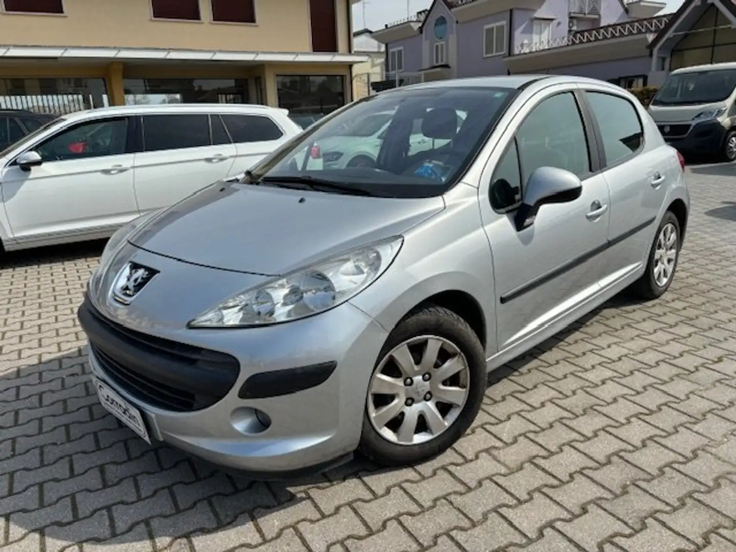 Peugeot 207 5p 1.4 hdi X-Line -  OK NEOPATENTATI - Argent - 1