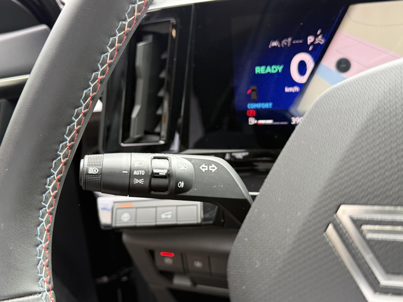 Renault Austral 1.2 E-Tech full hybrid 200 iconic esprit Alpine | — photo 30