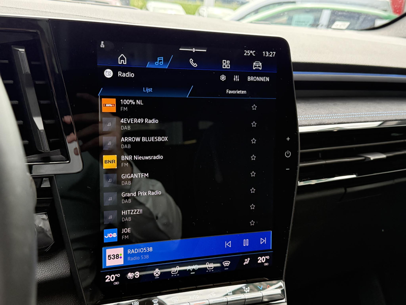 Renault Austral 1.2 E-Tech full hybrid 200 iconic esprit Alpine | — photo 32