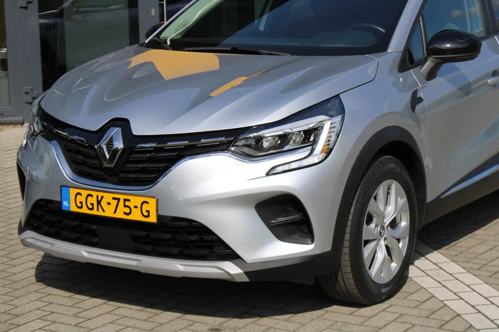 Renault Captur TCe 100 Zen | Navigatiesysteem | Parkeersensoren a Gris - 2