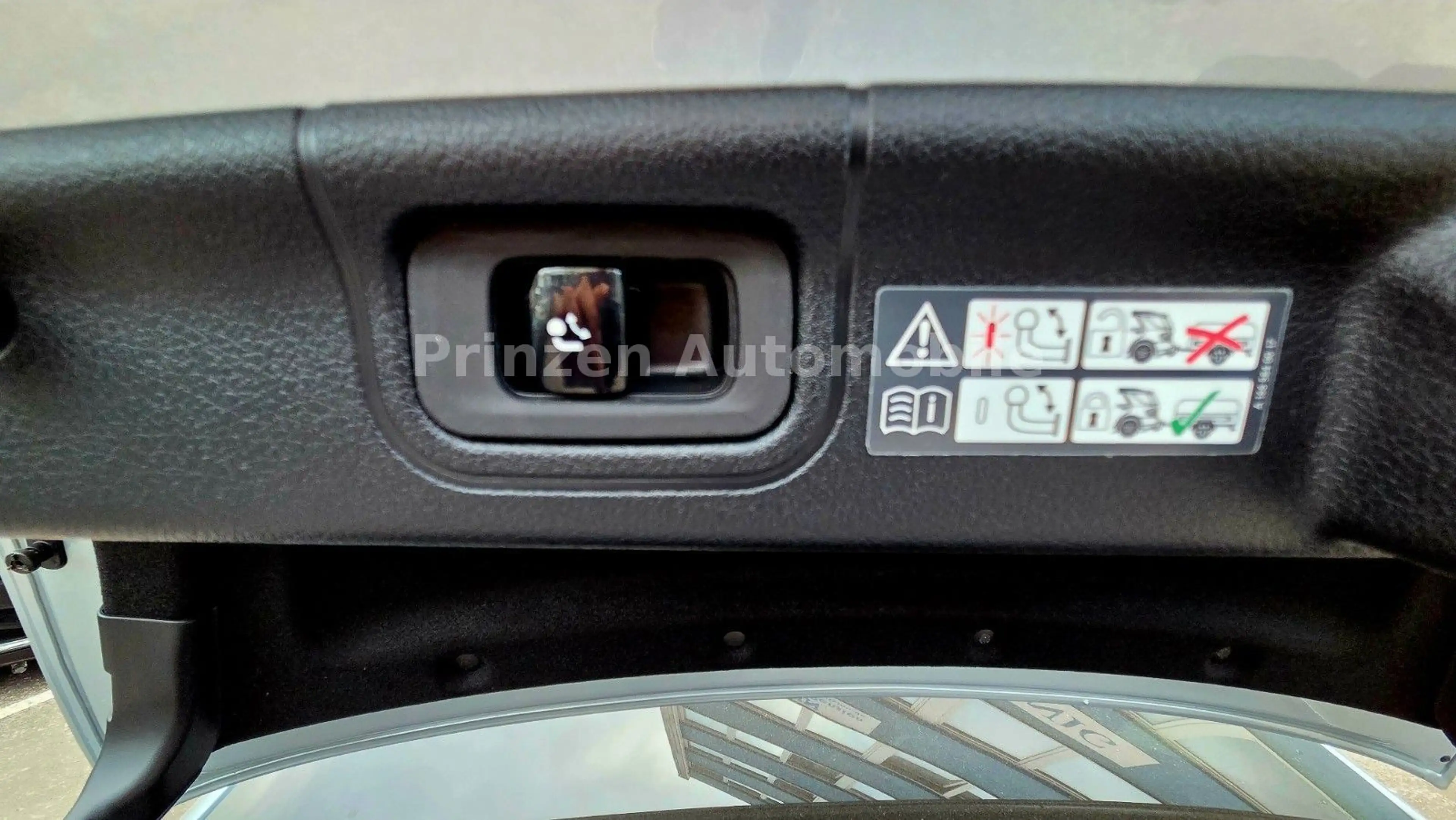 Mercedes-Benz C 200 *Avantg*R-Kamera*AHK*Ambiente*Totw.*Spurass — photo 10