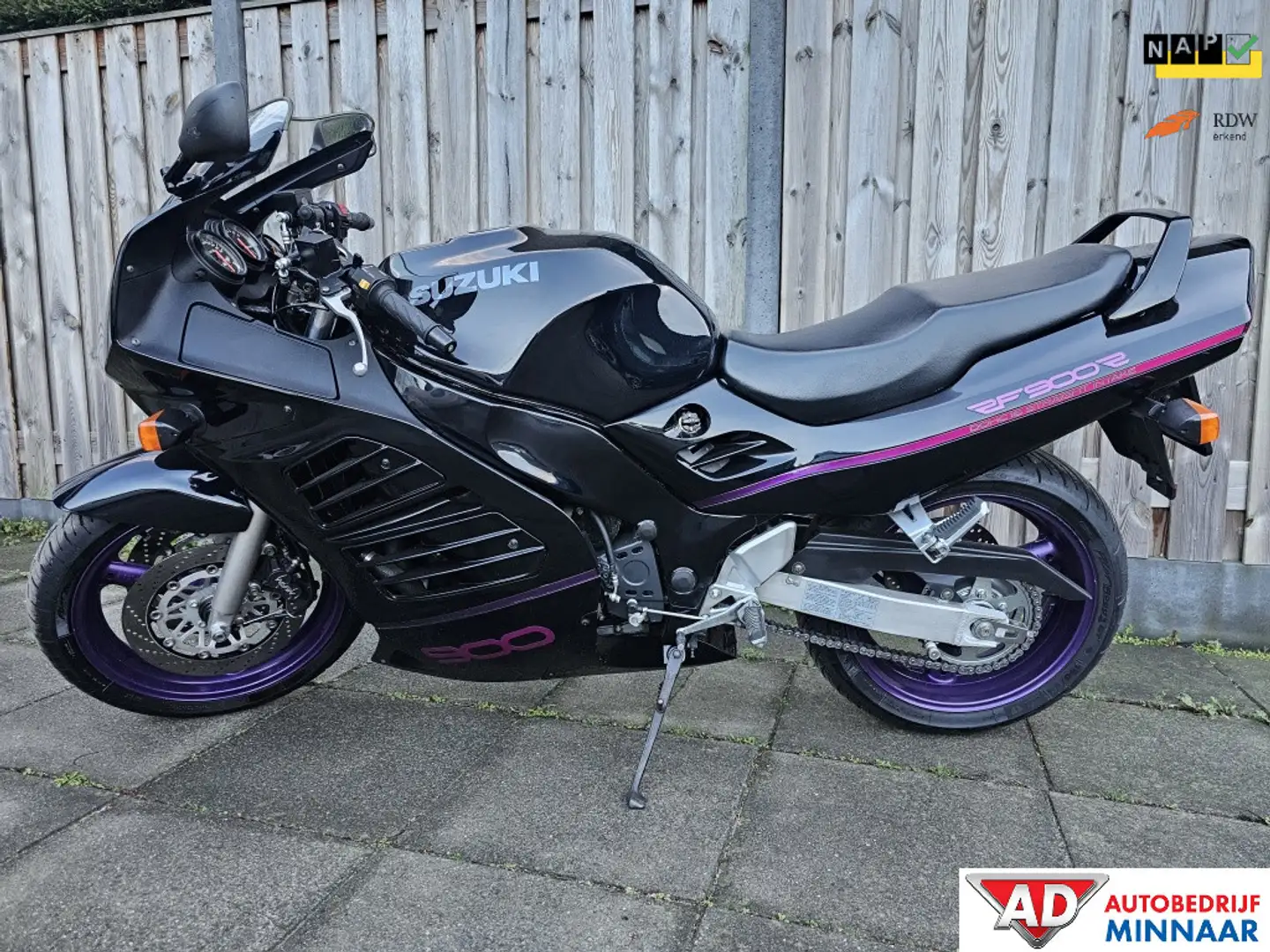 Suzuki RF 900 Sport R Negru - 1