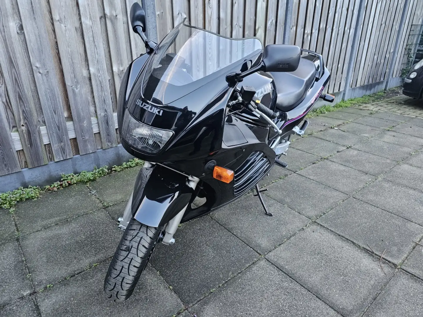 Suzuki RF 900 Sport R Negru - 2