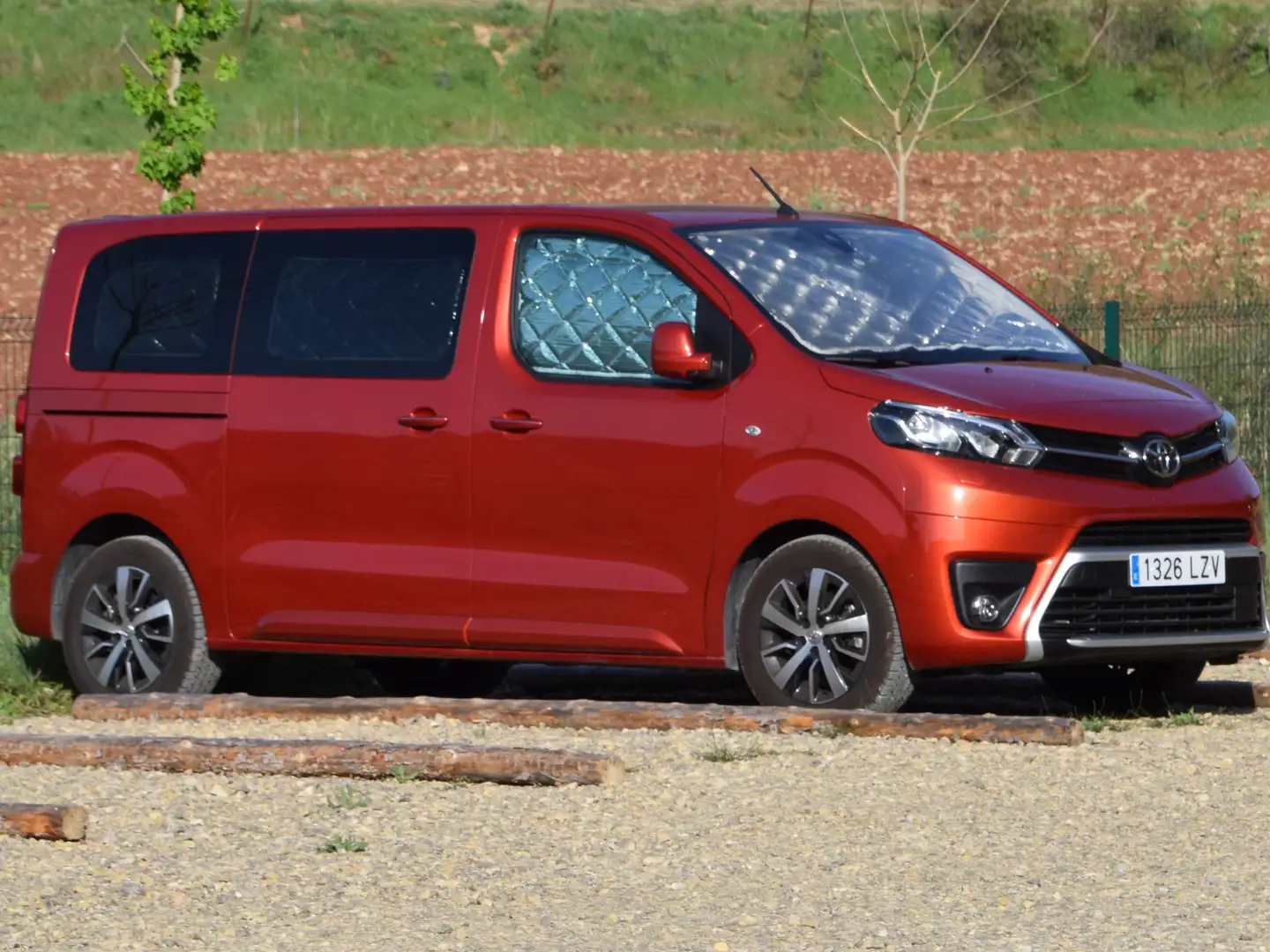 Toyota Proace Proace Family CAMPER L2 2.0D 8pl. Advance Aut. 144 Naranja - 1