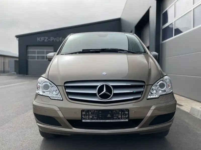 Annonce voiture d'occasion Mercedes-Benz Viano - CARADIZE
