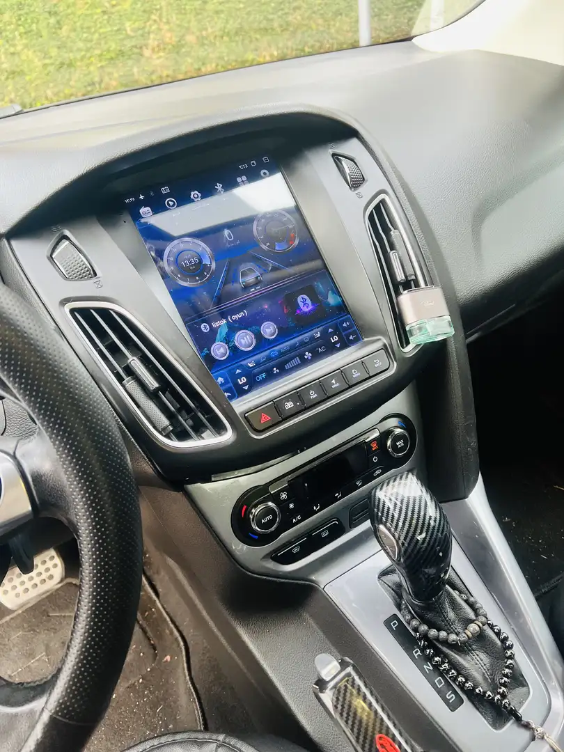 Ford Focus 1.6 TI-VCT Aut. Titanium - 1