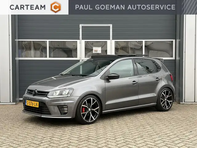 Volkswagen Polo 1.2 TSI Highline | Pano | LED | Parkeer sensoren |